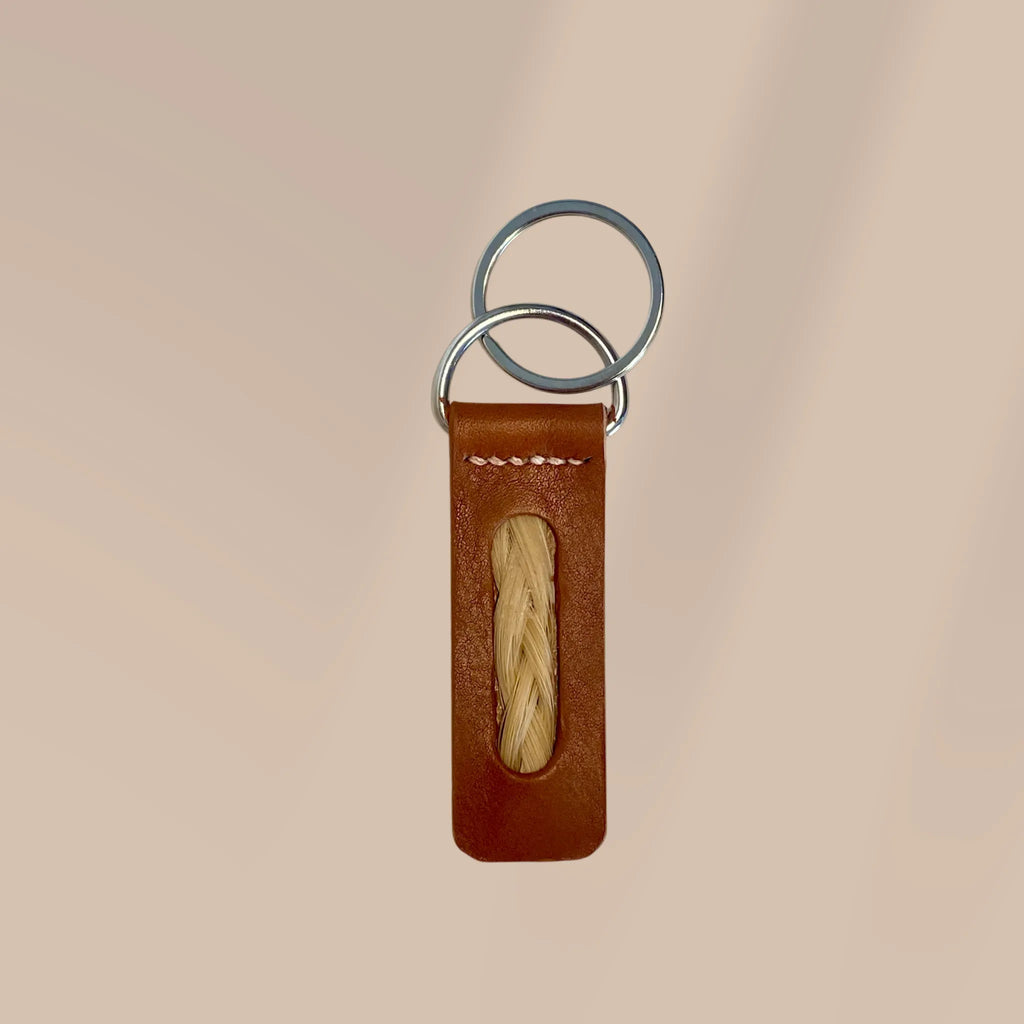 Porte-clé Spirit cuir pleine fleur et crin de cheval fait main – accessoire équestre | Constel'Hope